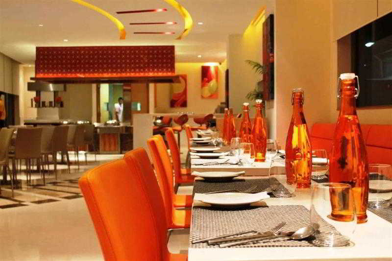 Отель Ibis Chennai Sipcot - An Accor Brand Экстерьер фото
