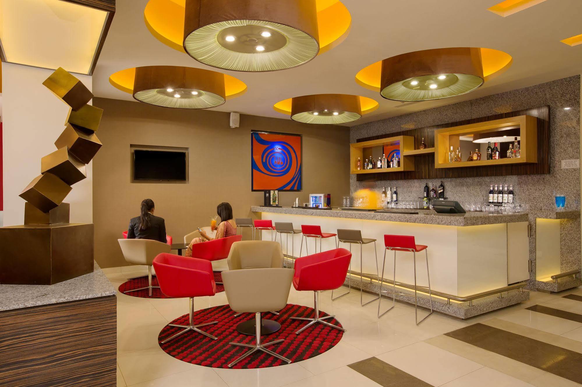 Отель Ibis Chennai Sipcot - An Accor Brand Экстерьер фото